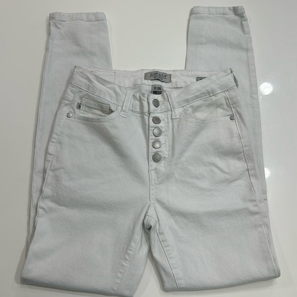 Judy Blue Mid Rise Button Fly White Stretch Skinny Jean item # 6O - Picture 1 of 6